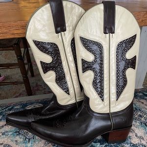 Frye Daisy Duke Cowboy Boots - size 9